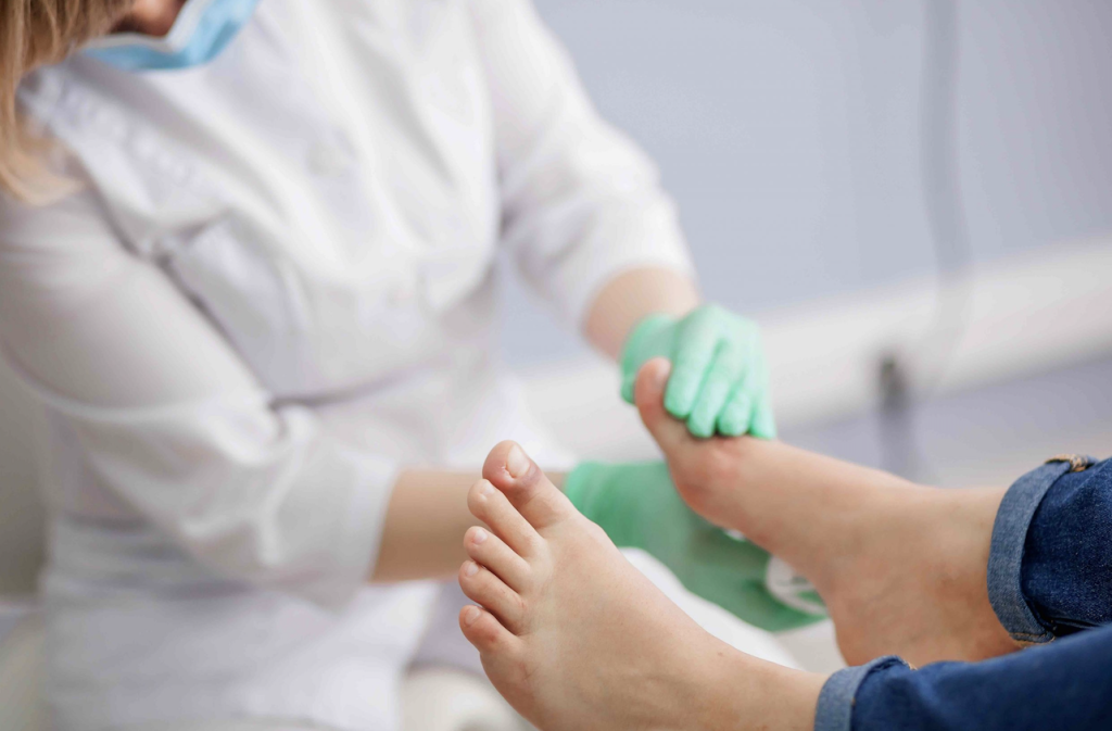 8 Frequent Foot Issues and The best way to Handle Them